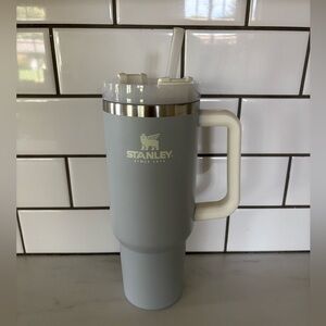 Stanley Light Gray Travel Mug with White Handle